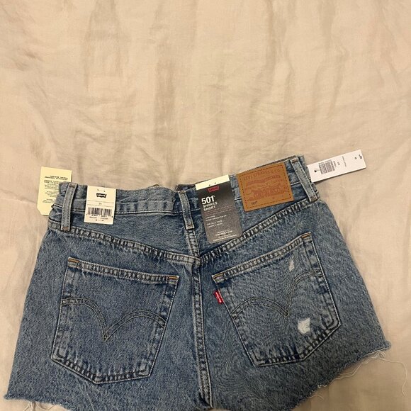 Levis 501 Original Shorts. Brand New. Size 26 US - Picture 2 of 2